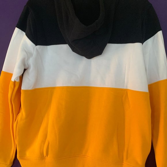 Women's Fila Sweatshirt Hoodie in Large - Picture 8 of 10